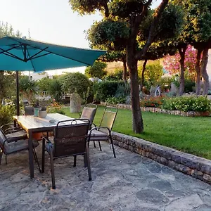 Mirella Apartment